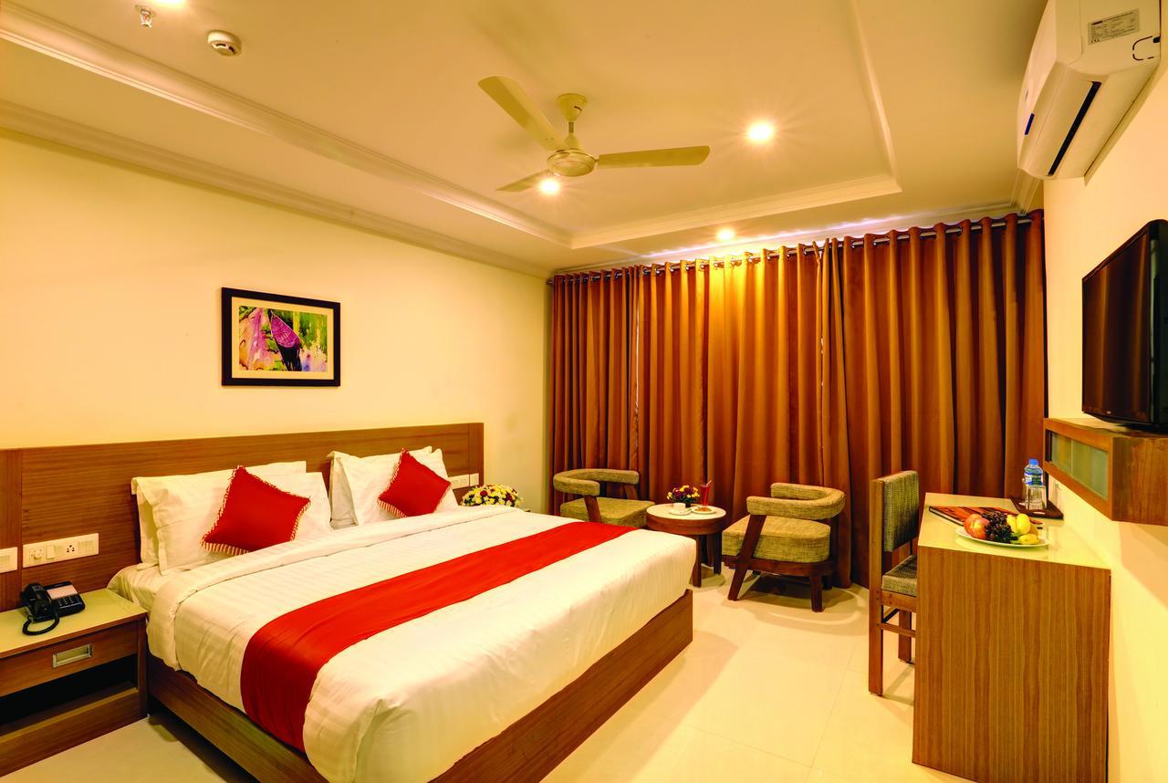 Hotel Floral Park Kottayam Eksteriør billede